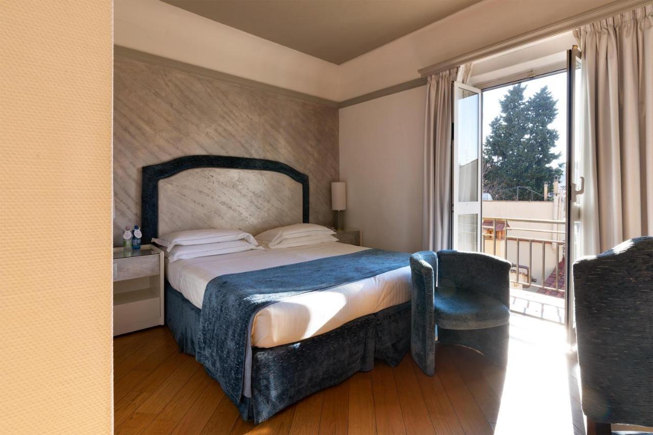 Rivoli Boutique Hotel Firenze Bagian luar foto